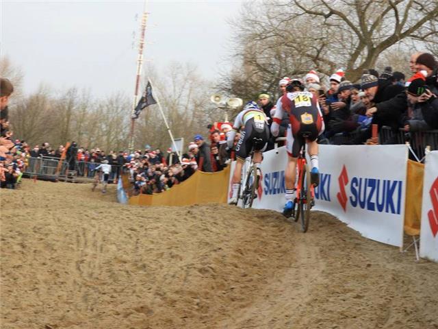 After a great fight Laurens took silver at the Belgium Championships Elite Men Cyclocross